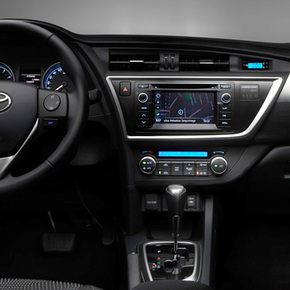 Intro RTY-N47 Переходная рамка Toyota Auris 2013+