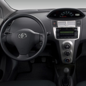 Intro RTY-N30 Переходная рамка Toyota Yaris