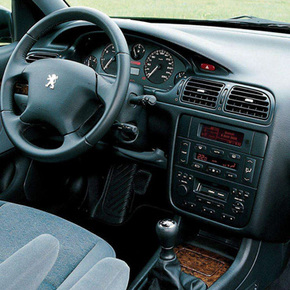 Incar RFR-N02 Переходная рамка Peugeot 406